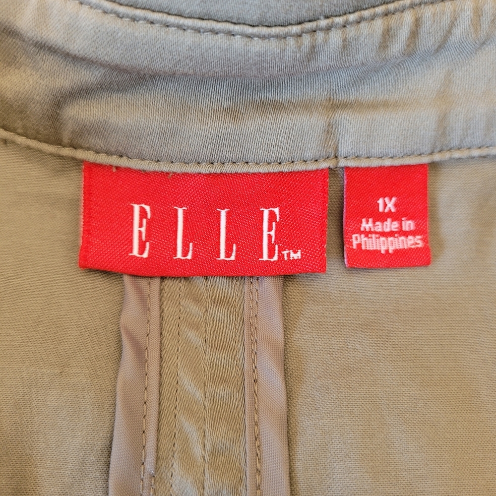 Elle Beige Ruffle Front Cape Jacket - Picture 5 of 14